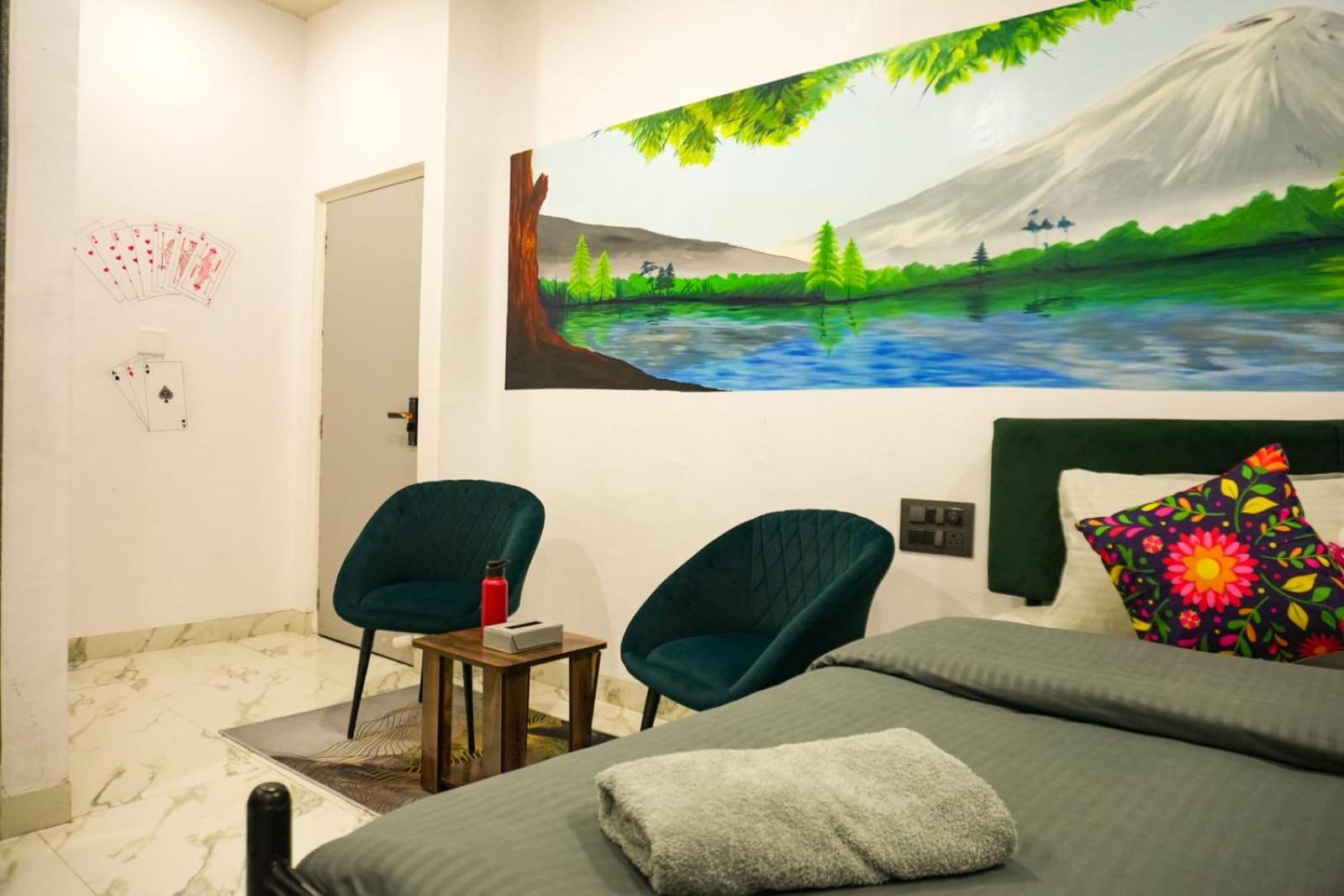 Funky Backpackers Hotel Udaipur Ngoại thất bức ảnh
